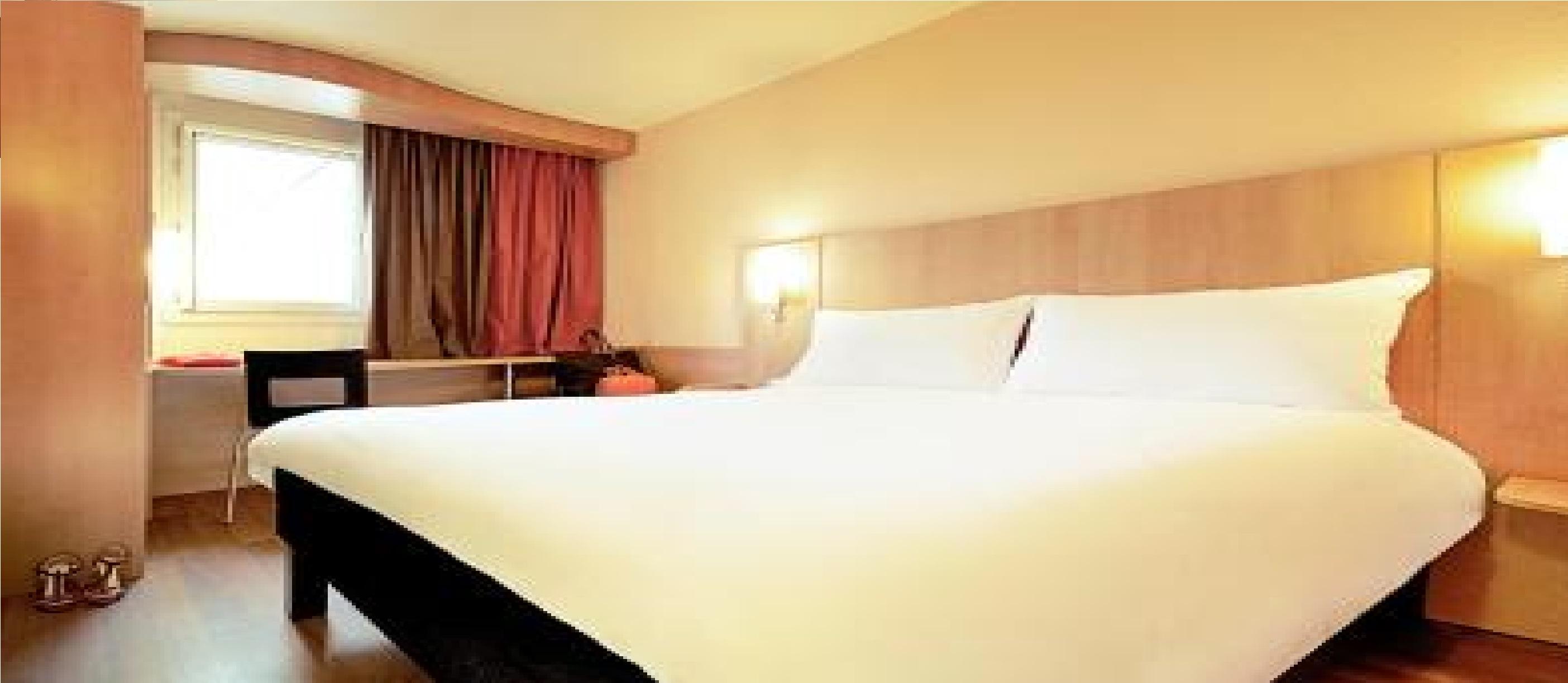 מלון Ibis Santiago Providencia מראה חיצוני תמונה