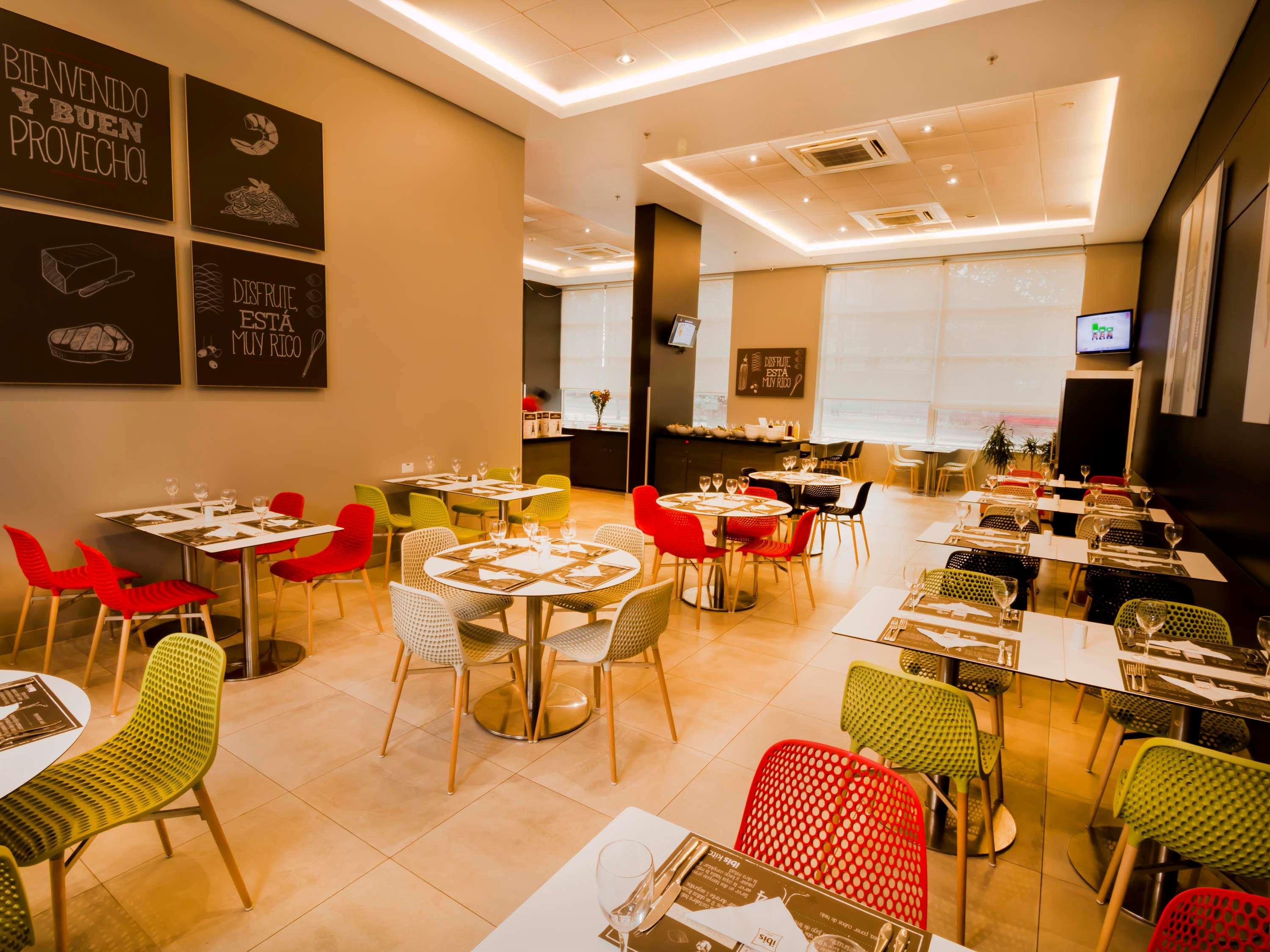מלון Ibis Santiago Providencia מראה חיצוני תמונה